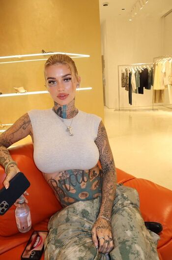 Full leaked Coco blake private photo