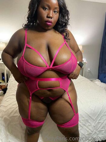 Full leaked Cocoglow private photo