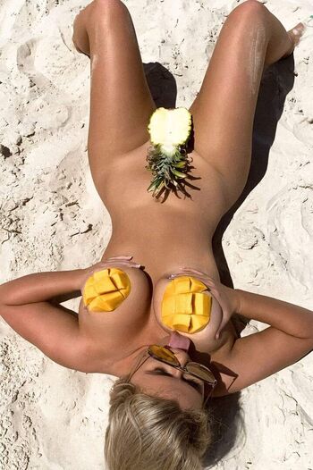 Full leaked Coffey sisters page private photo