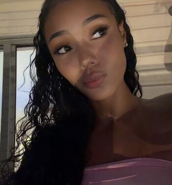 Full leaked Coi leray private photo