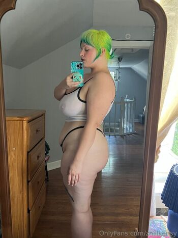 Full leaked Colecurve private photo