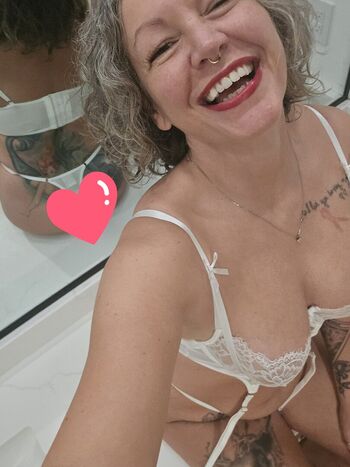 Full leaked Comemeetcamille private photo