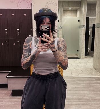 Full leaked Comeovwhenursober private photo