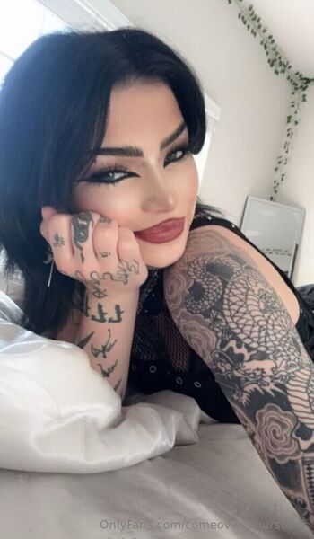 Full leaked Comeovwhenursober private photo