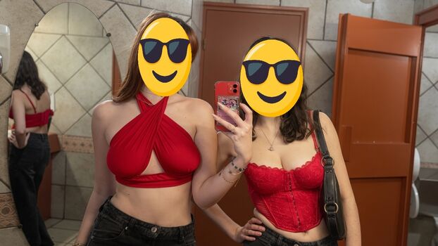 Full leaked Connaissances page private photo