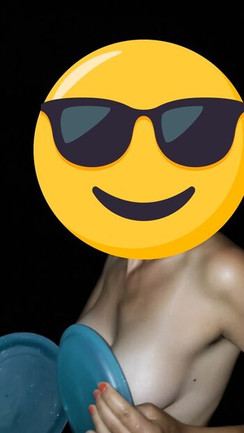 Full leaked Connaissances page private photo
