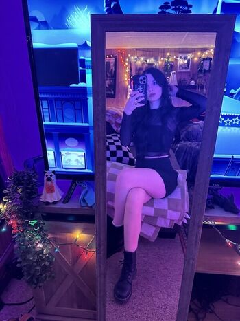 Full leaked Coraauroraa private photo
