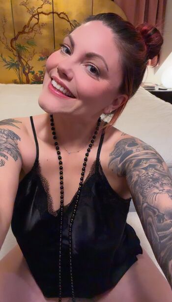 Full leaked Corinne leigh private photo