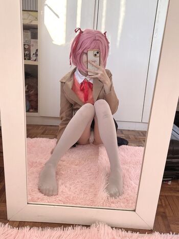 Full leaked Cos maid private photo