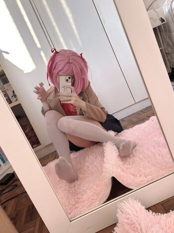 Full leaked Cos maid private photo