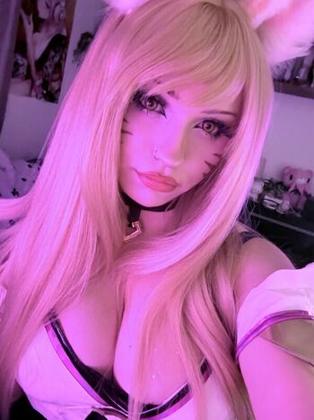 Full leaked Cosmies private photo