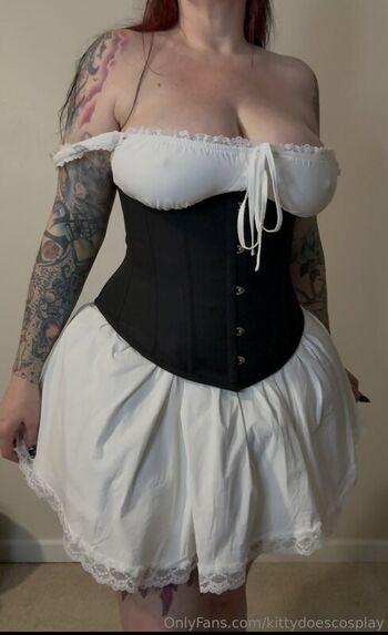 Full leaked Cosplay kitty private photo