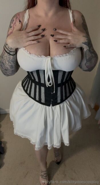 Full leaked Cosplay kitty private photo