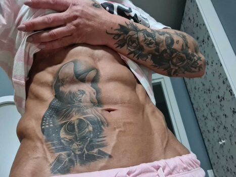 Full leaked Crazyxbody page private photo