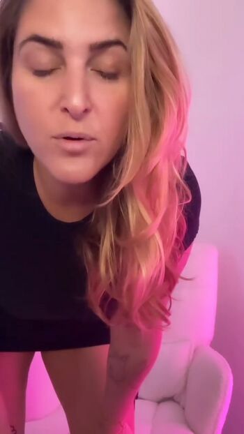 Full leaked Cristy reacts private photo