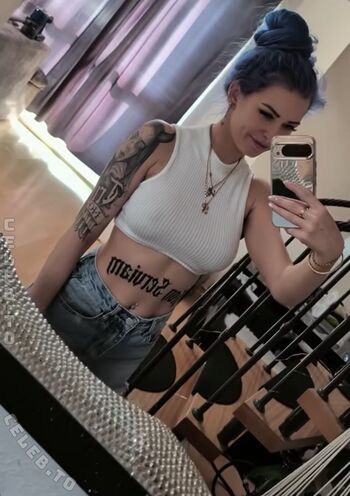 Full leaked Crx lady private photo