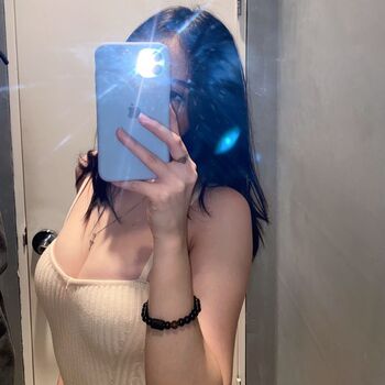 Full leaked Cryzee private photo