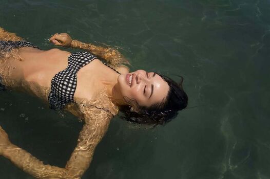 Full leaked Crystal reed private photo