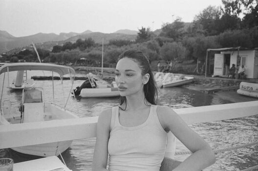 Full leaked Crystal reed private photo