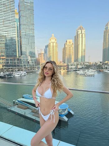 Full leaked Crystallandysh page private photo