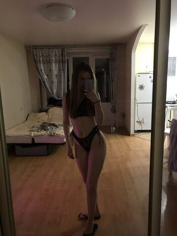 Full leaked Crystallandysh page private photo