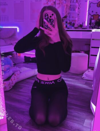 Full leaked Crystalmarykitty private photo