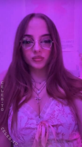 Full leaked Crystalmarykitty private photo