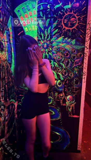 Full leaked Crystalmarykitty private photo