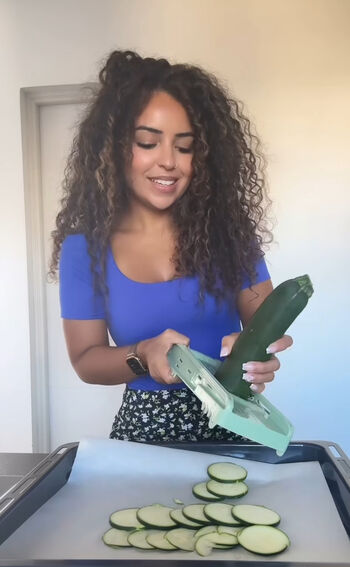 Full leaked Curlykams page private photo