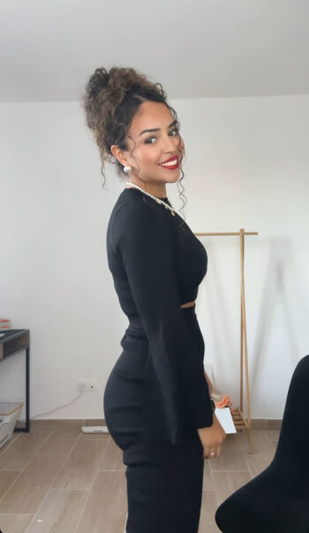 Full leaked Curlykams page private photo