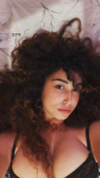Full leaked Curlyshir private photo