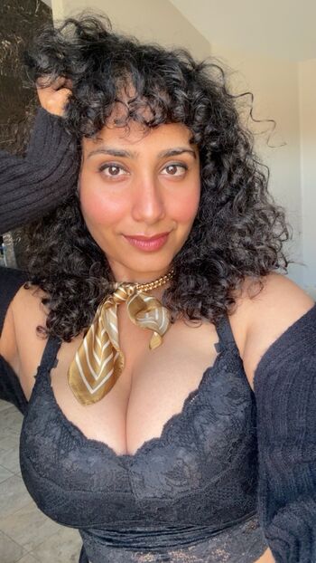 Full leaked Curlywurdy page private photo