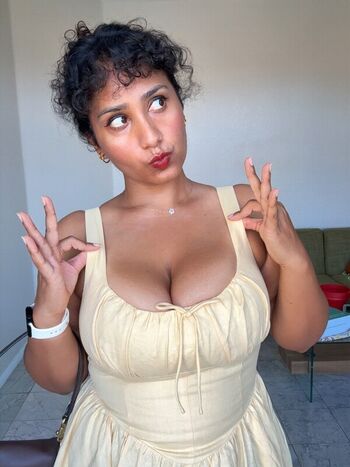 Full leaked Curlywurdy private photo