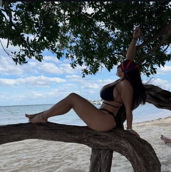 Full leaked Curvy goddesses page private photo