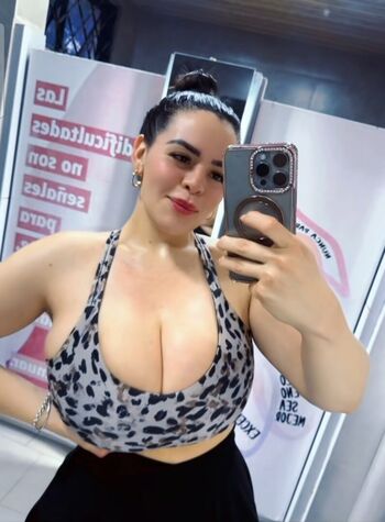 Full leaked Curvy goddesses page private photo