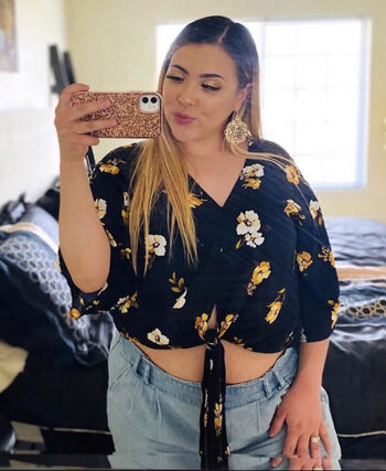 Full leaked Curvy goddesses page private photo