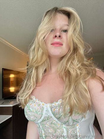 Full leaked Curvy krysta private photo