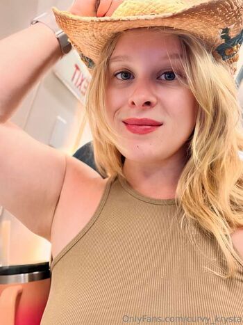 Full leaked Curvy krysta private photo