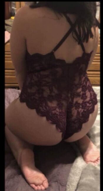 Full leaked Curvylaura private photo