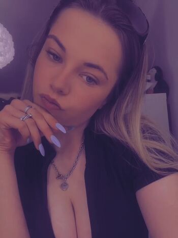 Full leaked Cutecandyxls private photo