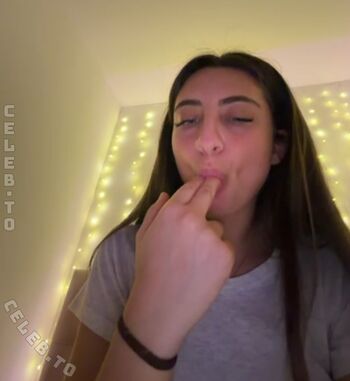 Full leaked Cutejuliaa  page private photo