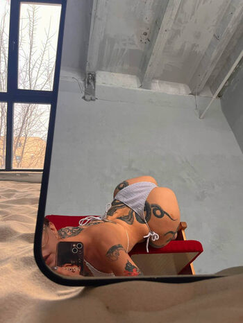 Full leaked Cutemeow page private photo
