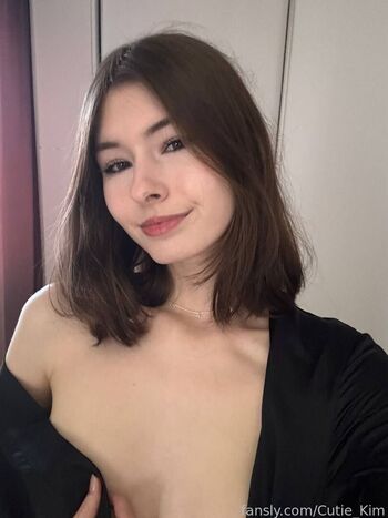Full leaked Cutie kim page private photo