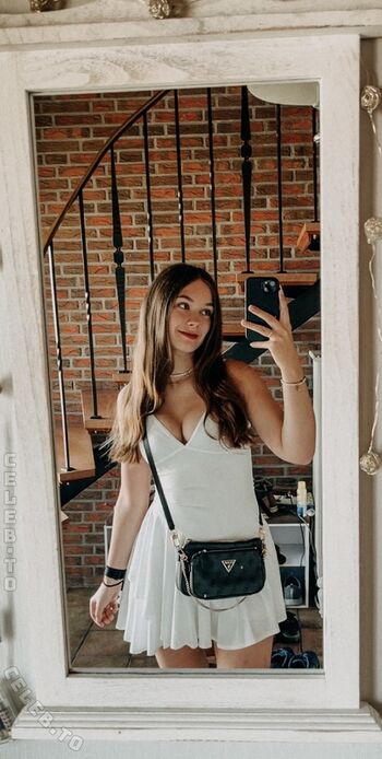 Full leaked Cuzimsara private photo