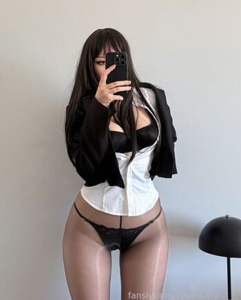 Full leaked Cyberkitty page private photo
