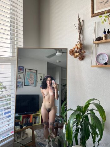 Full leaked Cyberliyah private photo