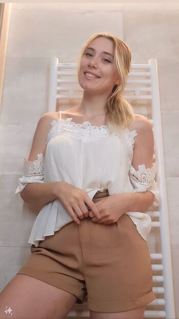 Full leaked Cyeluu private photo