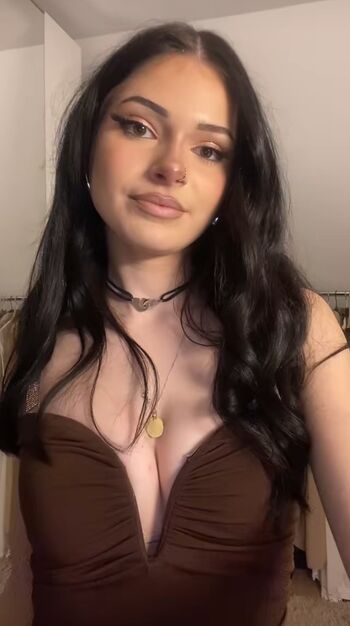 Full leaked Cylia private photo