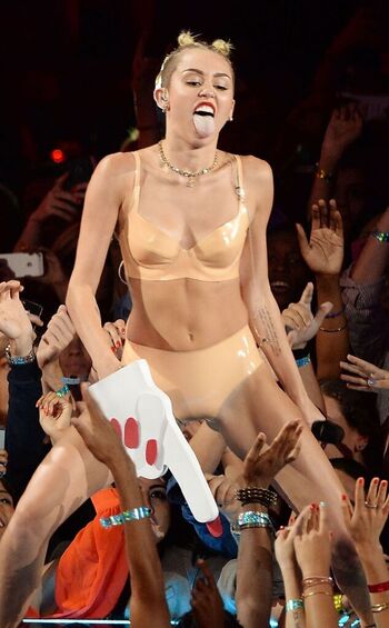 Cyrus Miley\