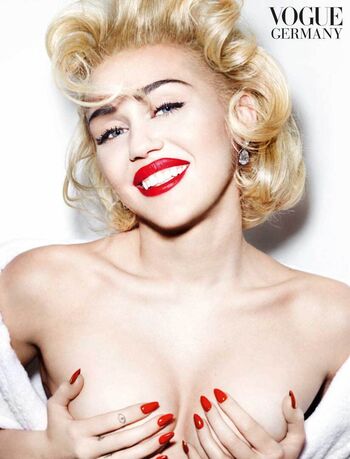 Cyrus Miley\